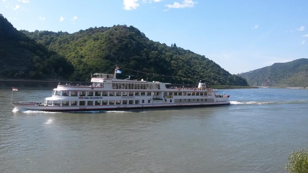 Pension / Ferienwohnungen Scheid Kestert ภายนอก รูปภาพ
